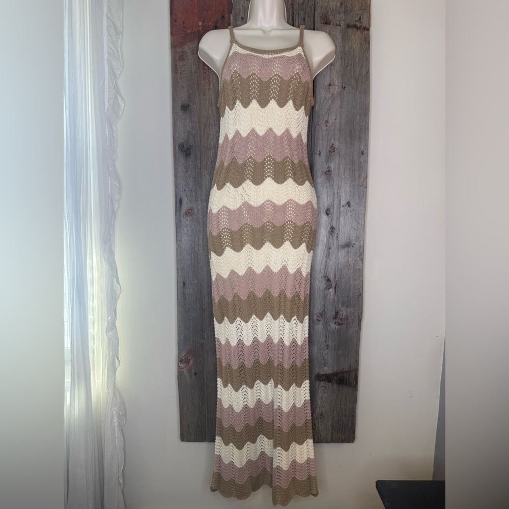 Flat White Anthropologie Neopolitan Crocheted Striped Chevron Maxi Dress NWT XS